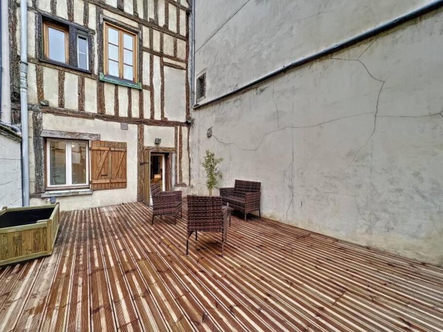 *Jaures* Hyper Centre / Terrasse Apartment ทรัวส์ ภายนอก รูปภาพ